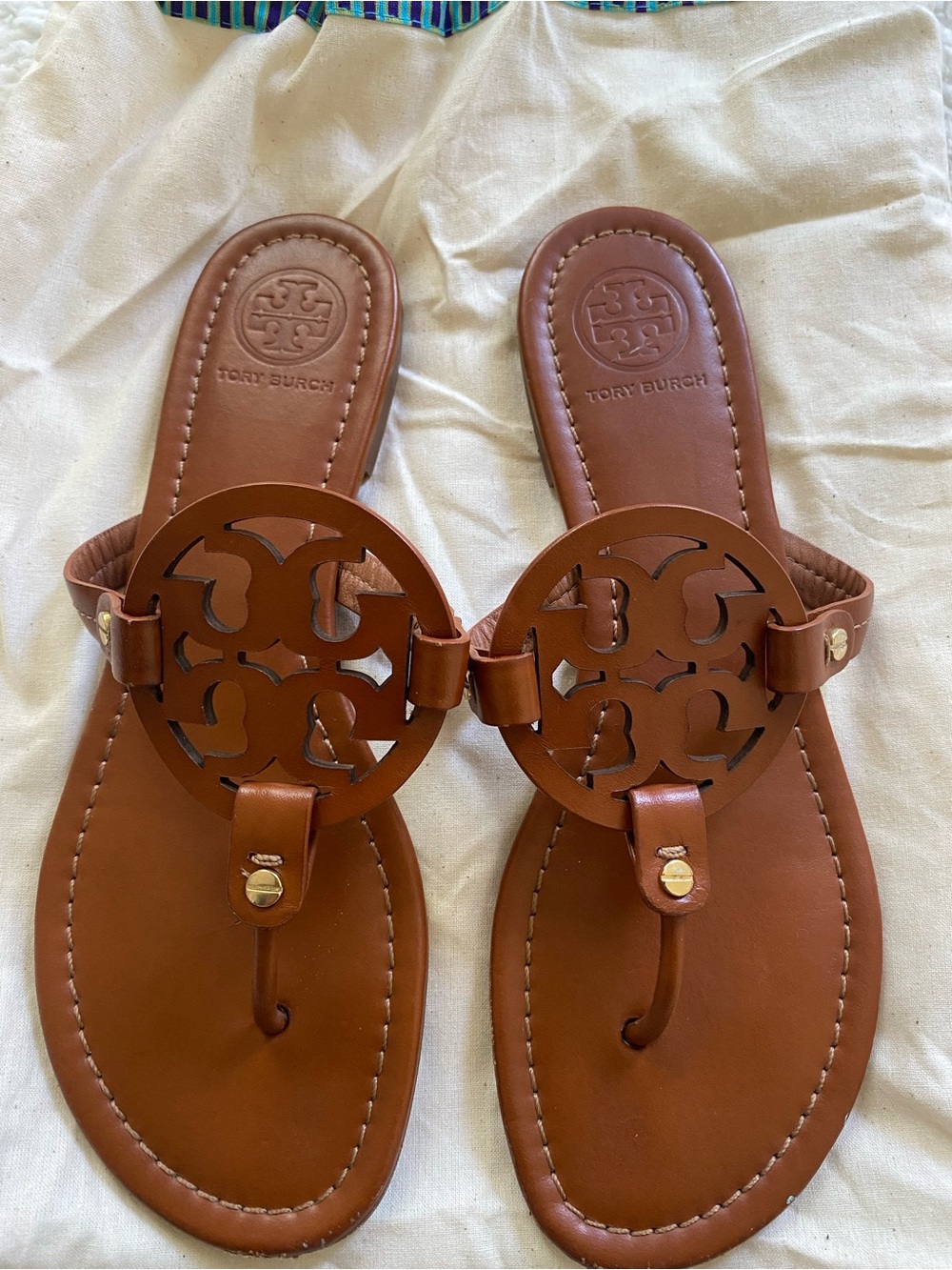 SOLD | Tory Burch Miller Sandals Women's Sz 8 Tan Brown Leather Logo Thong Flats
